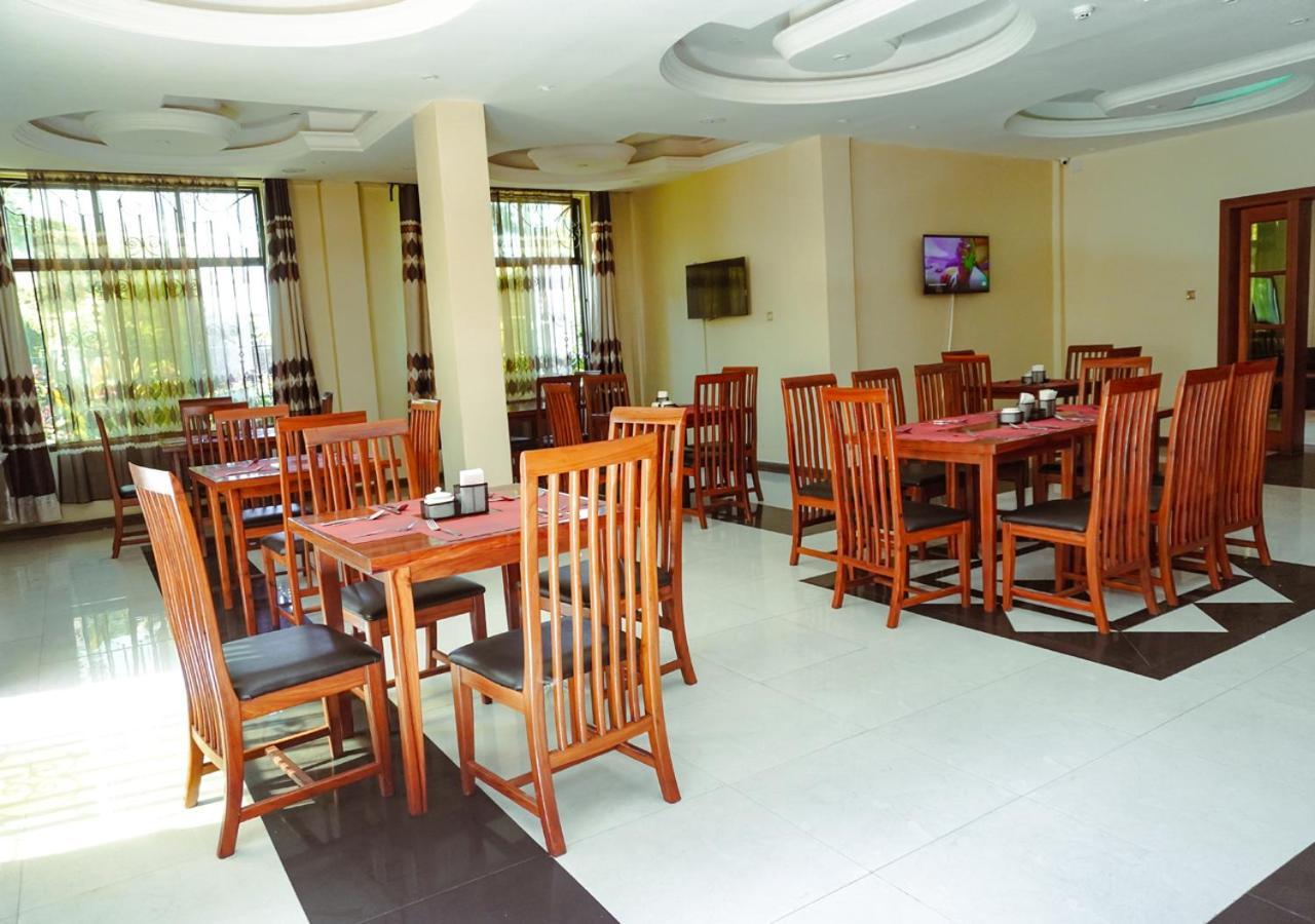 Senator Hotel Arusha Eksteriør billede